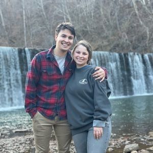 Meet your Posher, Zachary